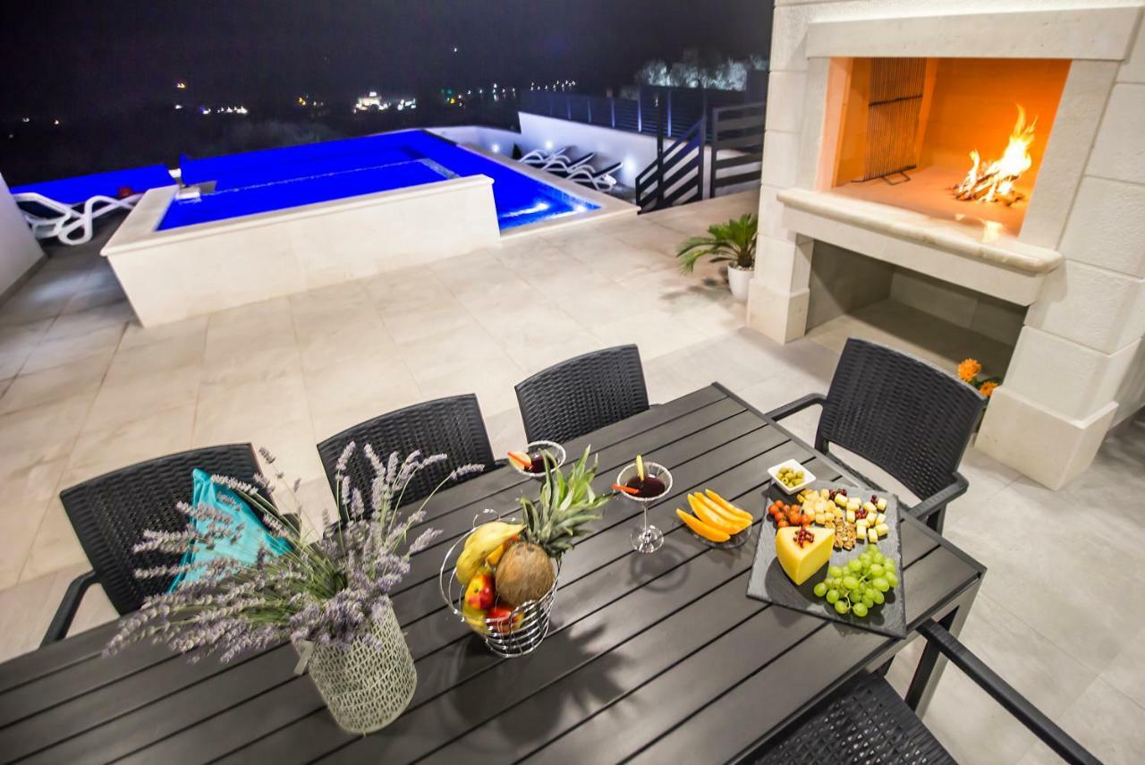 Villa Lacus Makarska Ngoại thất bức ảnh